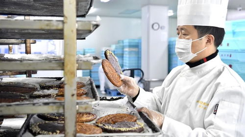 立體蝴蝶酥 三年?duì)I收八千萬(wàn)，技術(shù)共享共創(chuàng)烘焙新藍(lán)海